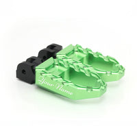 MC Motoparts Custom Engraved Name BUZZ FRONT Wide Foot Pegs - Personlization Footpegs - MC Motoparts