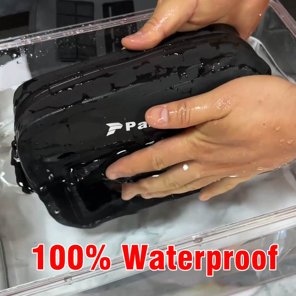 Pazoma waterproof motorcycle handlebar T-bar bag with airtight zipper, suited for Harley Dyna and Softail all-weather riding.