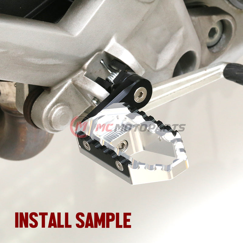 Fits Triumph Speed Four Speed Triple 40mm extension Rear TRC Touring Wide Foot Pegs