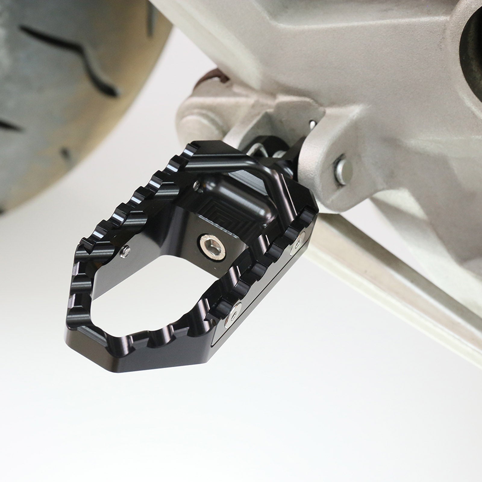 Fits Triumph America Daytona 675 Rear TRC Touring Wide Foot Pegs